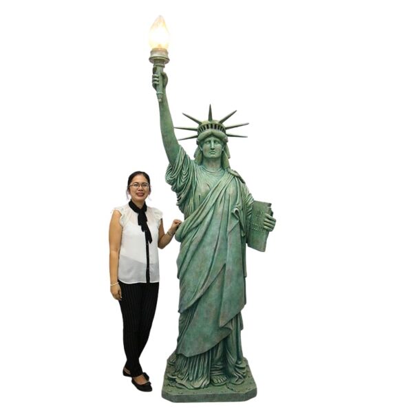 location décoration statue de la liberté